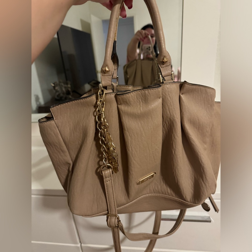 Jessica Simpson beige  bag